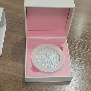 NIB JEFFREE STAR COSMETICS Extreme Frost Gag me